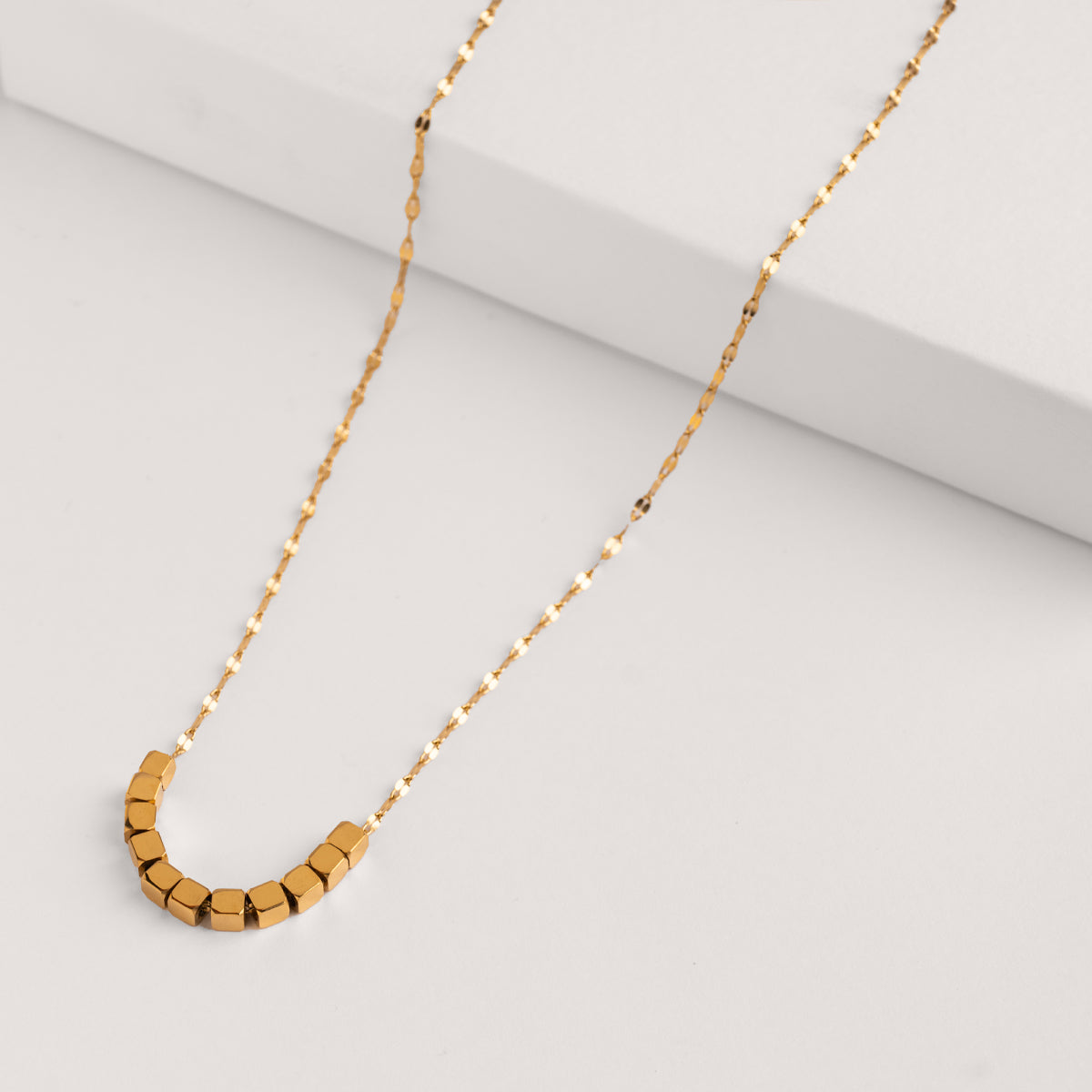 18KT Gold Plated Queen Necklace