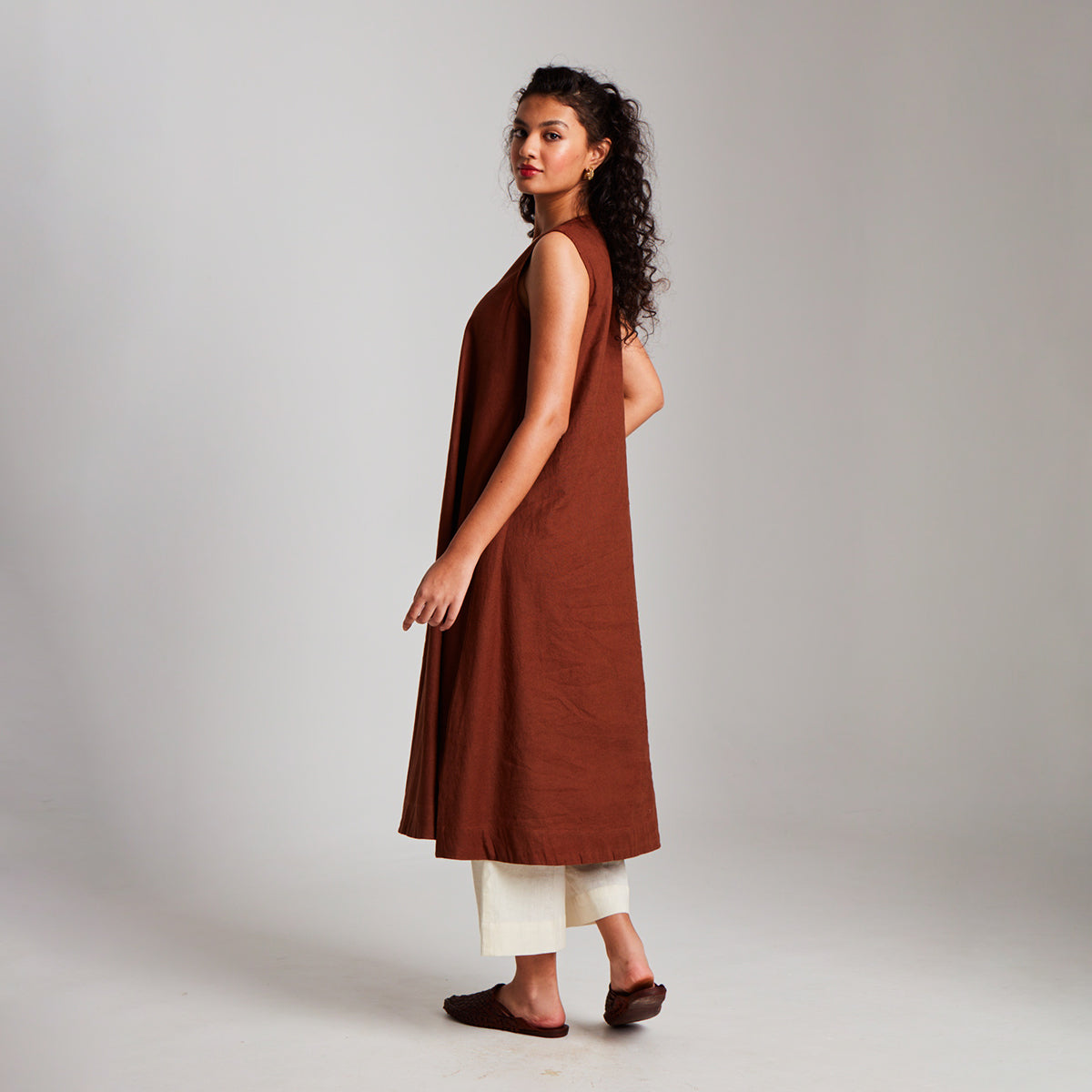 Mocha Co-Linen Sleeveless Flared Kurta