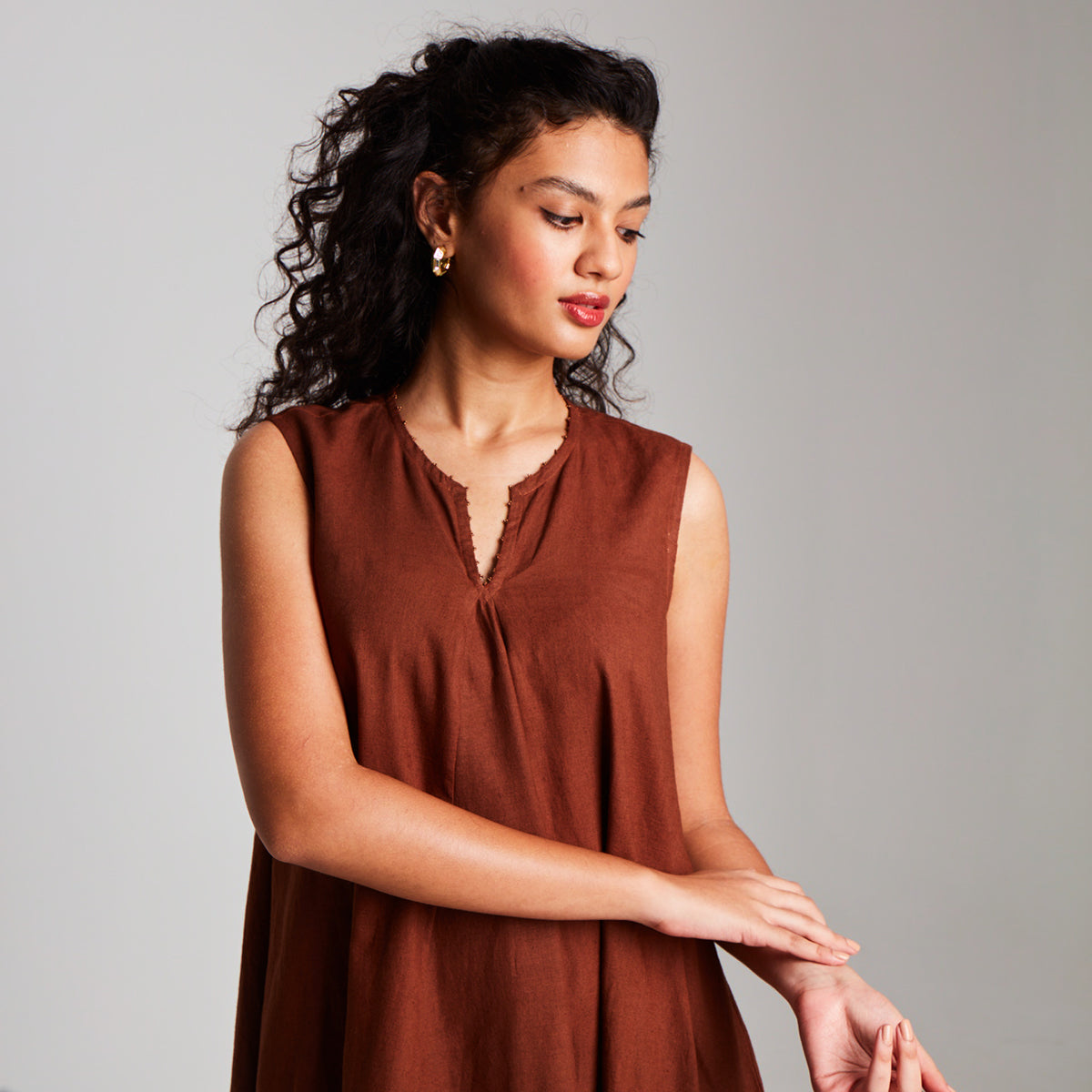 Mocha Co-Linen Sleeveless Flared Kurta