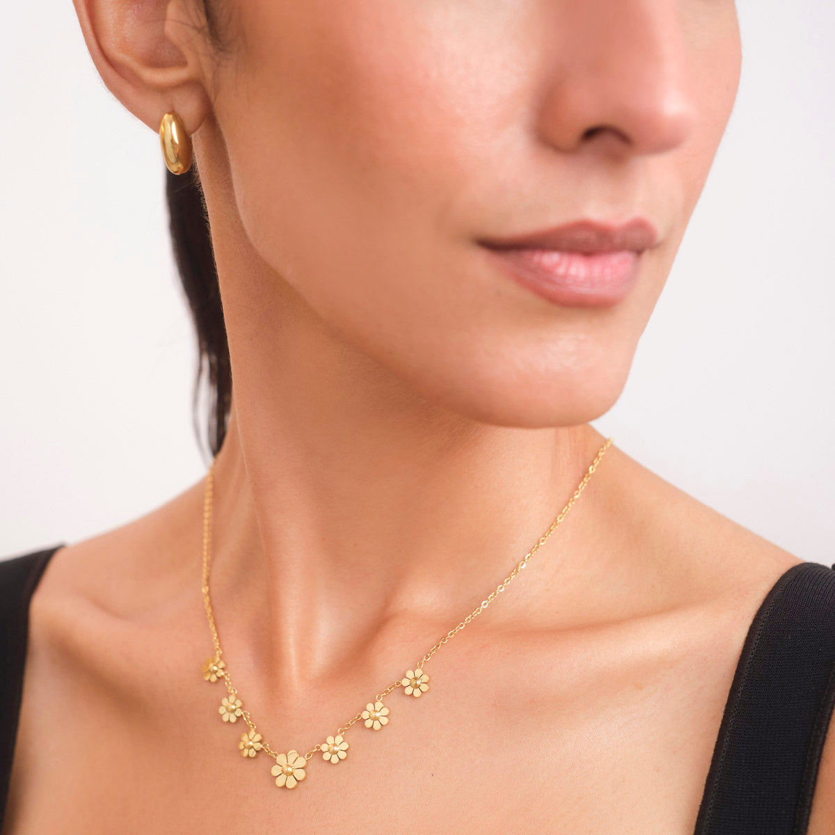 18KT Gold Plated Daisy Necklace