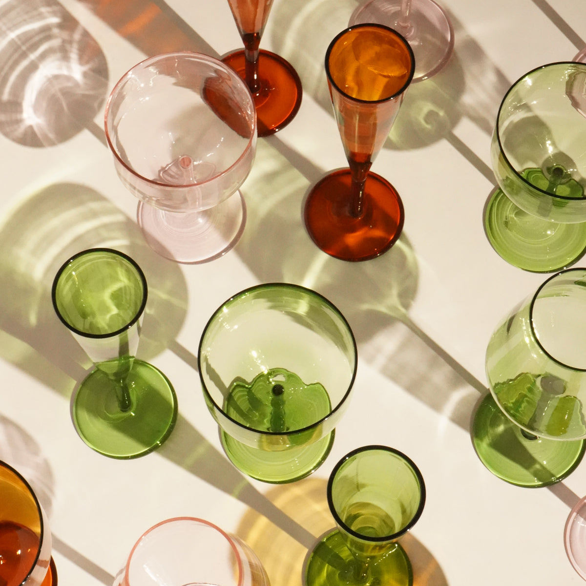 Willow Wine Glass (Set of 2) - Green