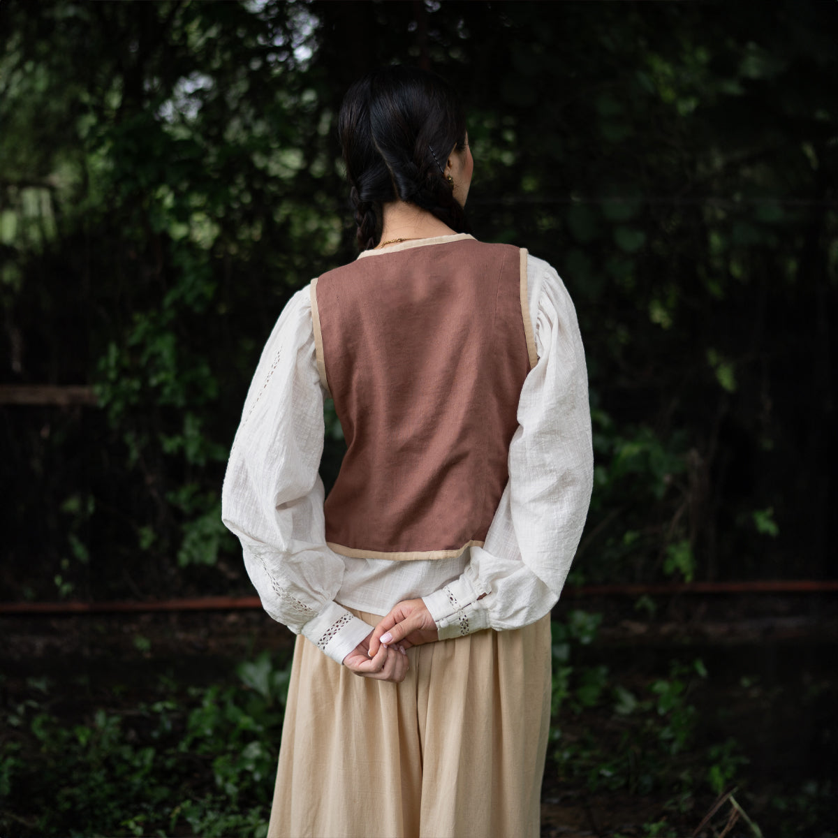 Clara Vest