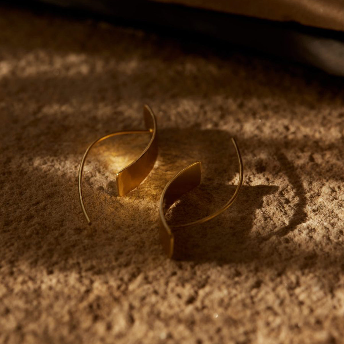 Curved Slate Threader Earrings