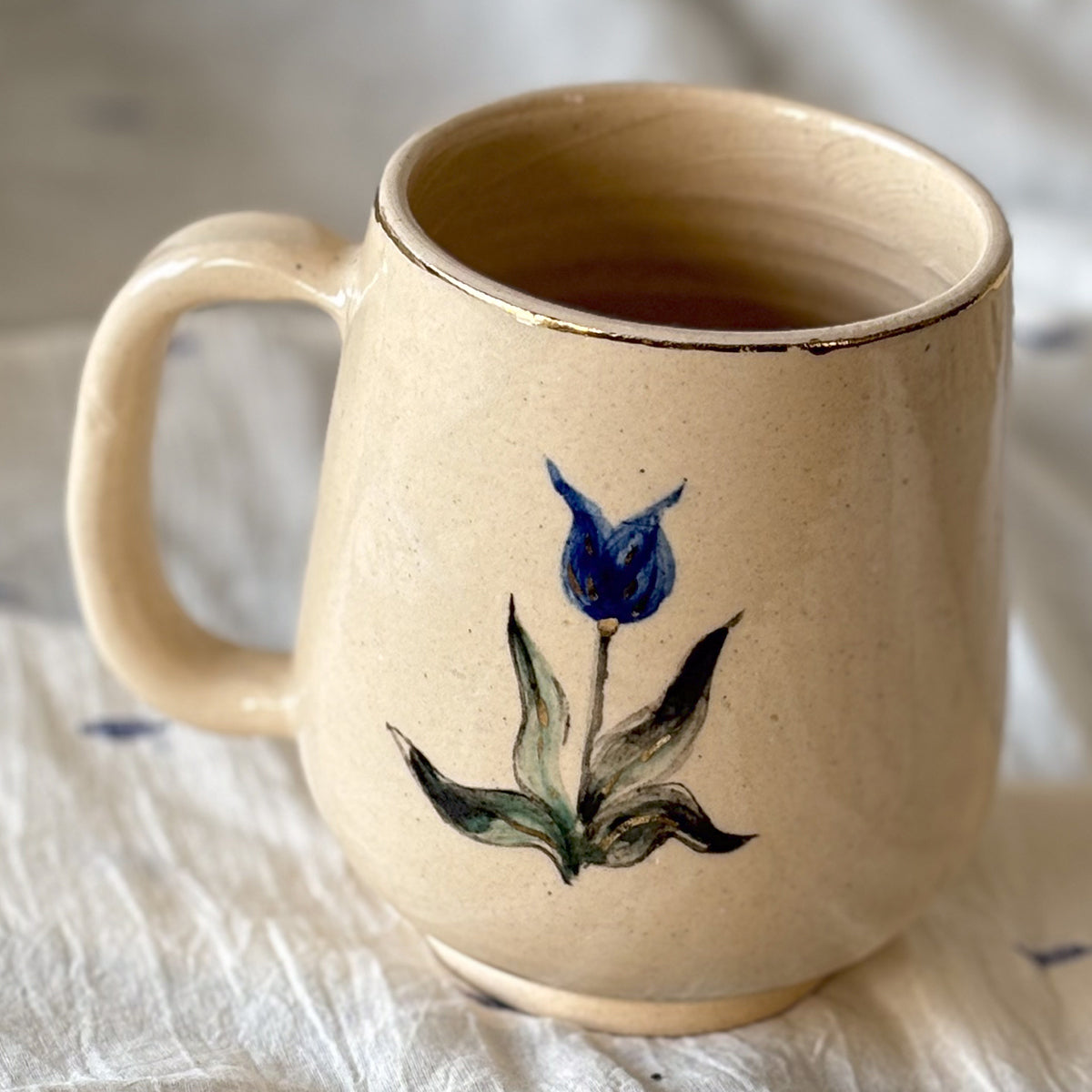 Handpainted Tulip Mugs | Finished in 24 Carat Gold