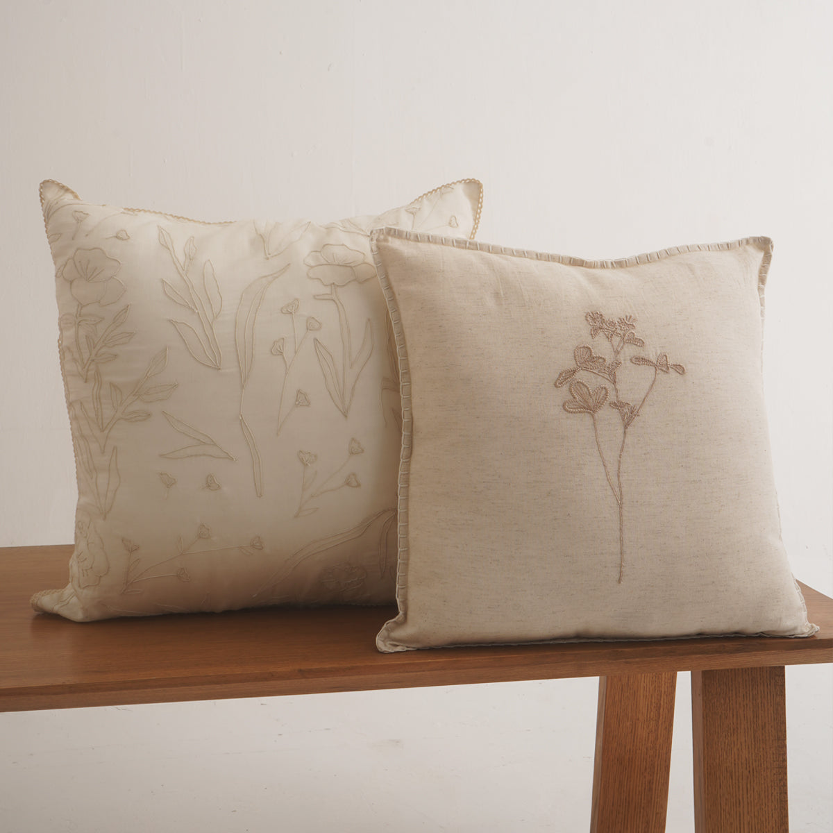 Bloom Cushion - Natural