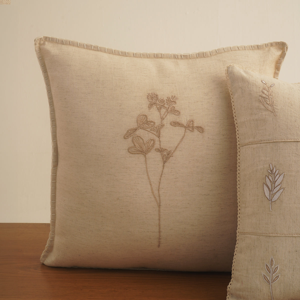 Bloom Cushion - Natural