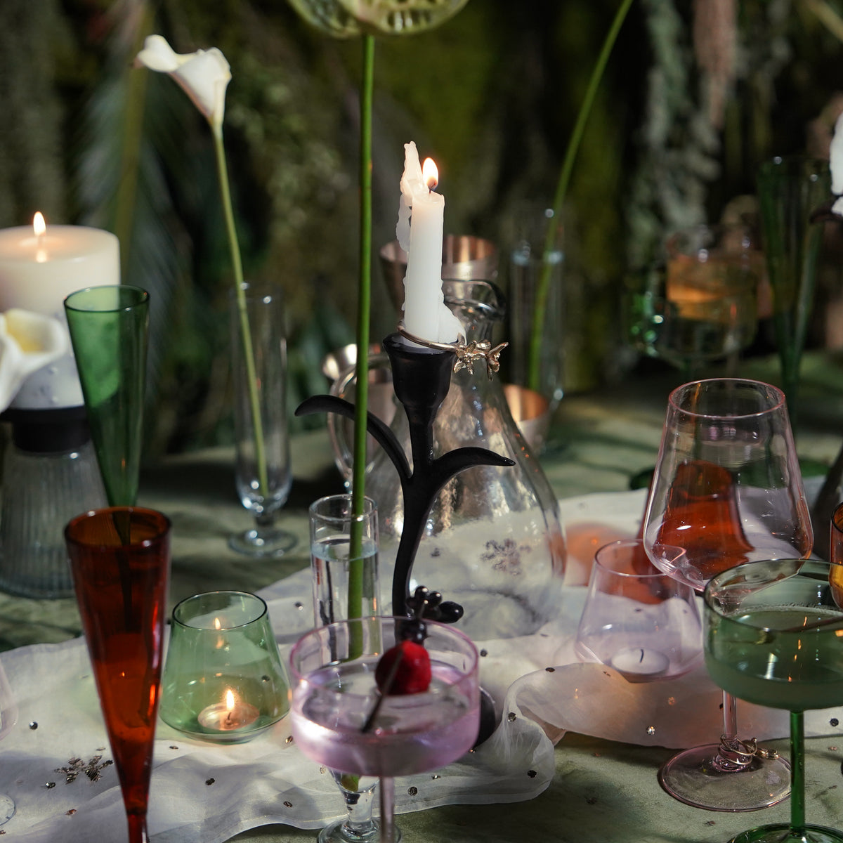 Petal Candle Holder - Black