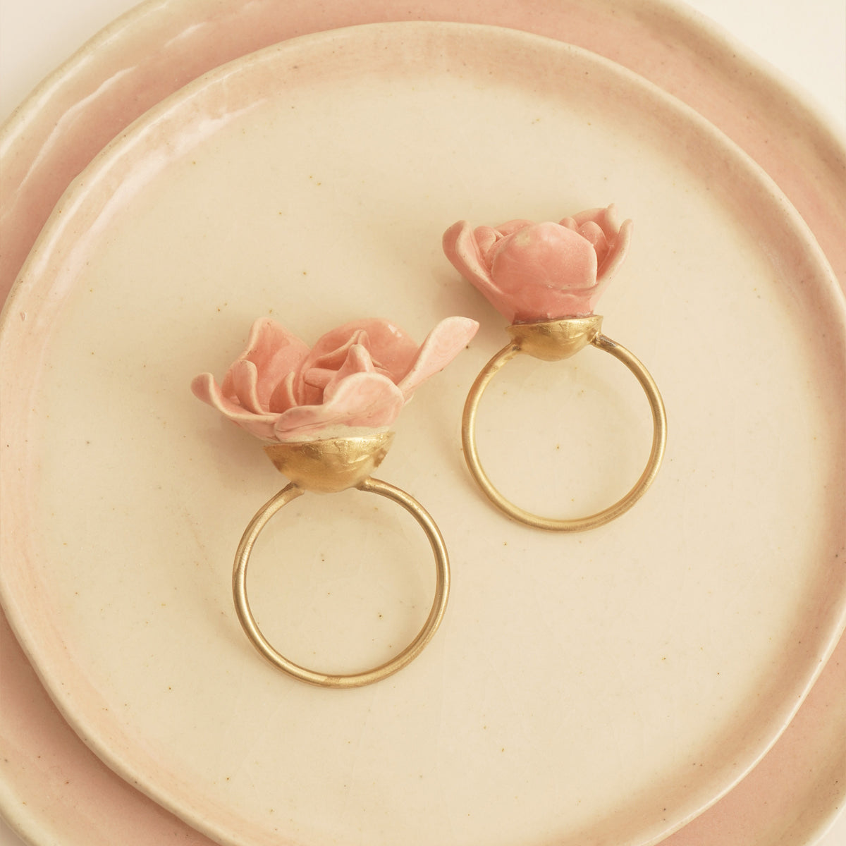 Petal Napkin Ring (Set of 4) - Pink