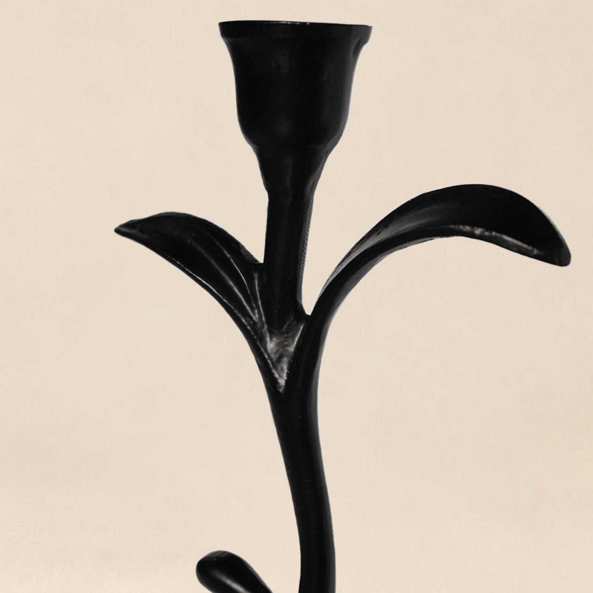 Petal Candle Holder - Black