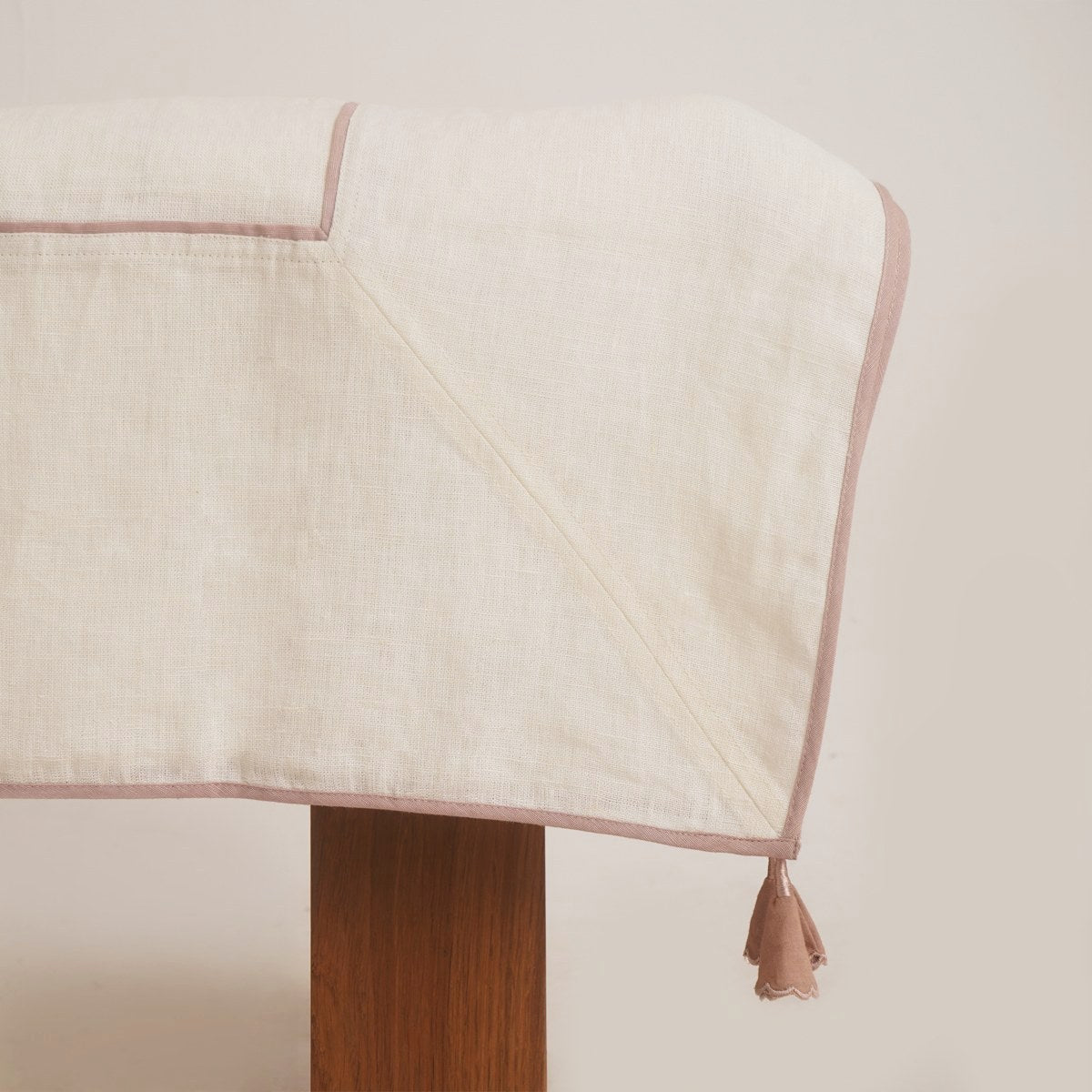 Dew Table Cover - Ivory
