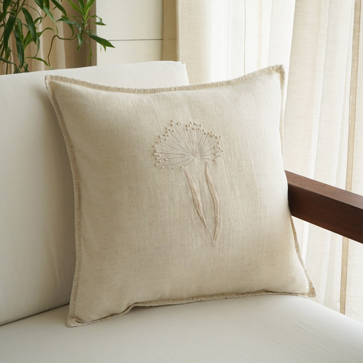 Meadow Cushion - Natural