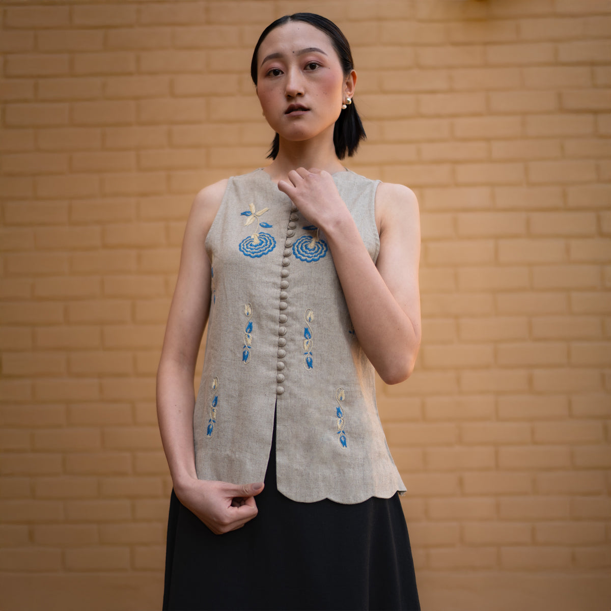 The Mis-seen Top