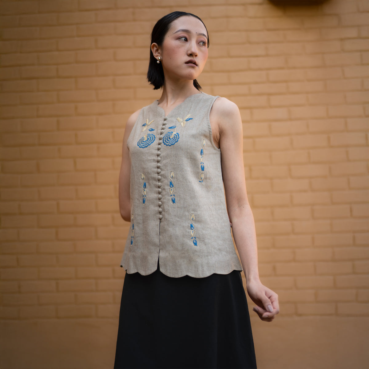 The Mis-seen Top