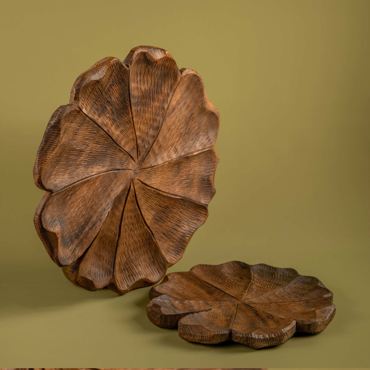 Utpal - Dual Floral Shaped Platter Set