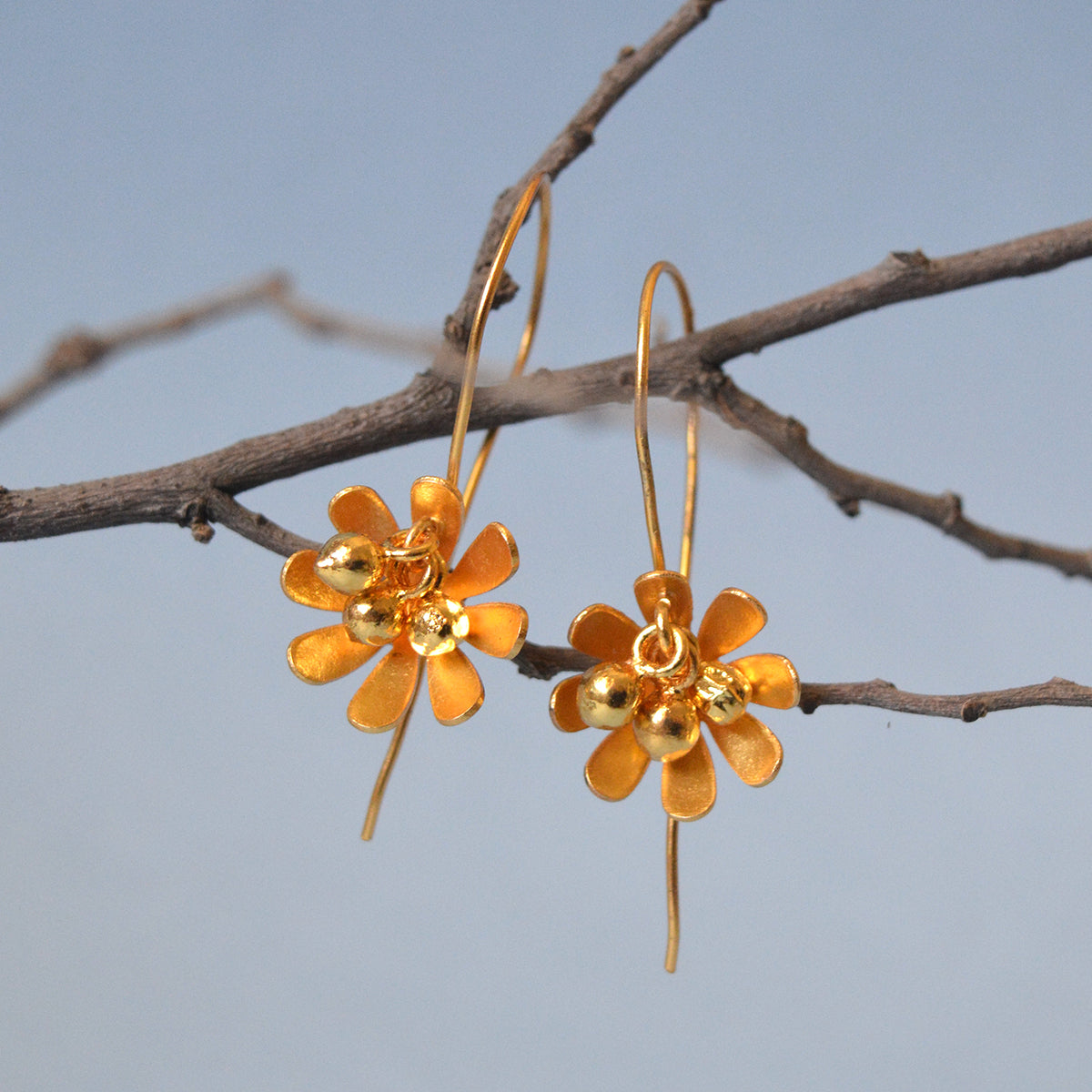 Gold Phool Earrings