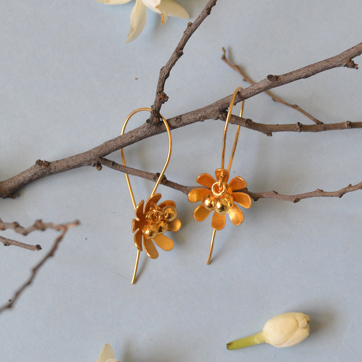 Gold Phool Earrings