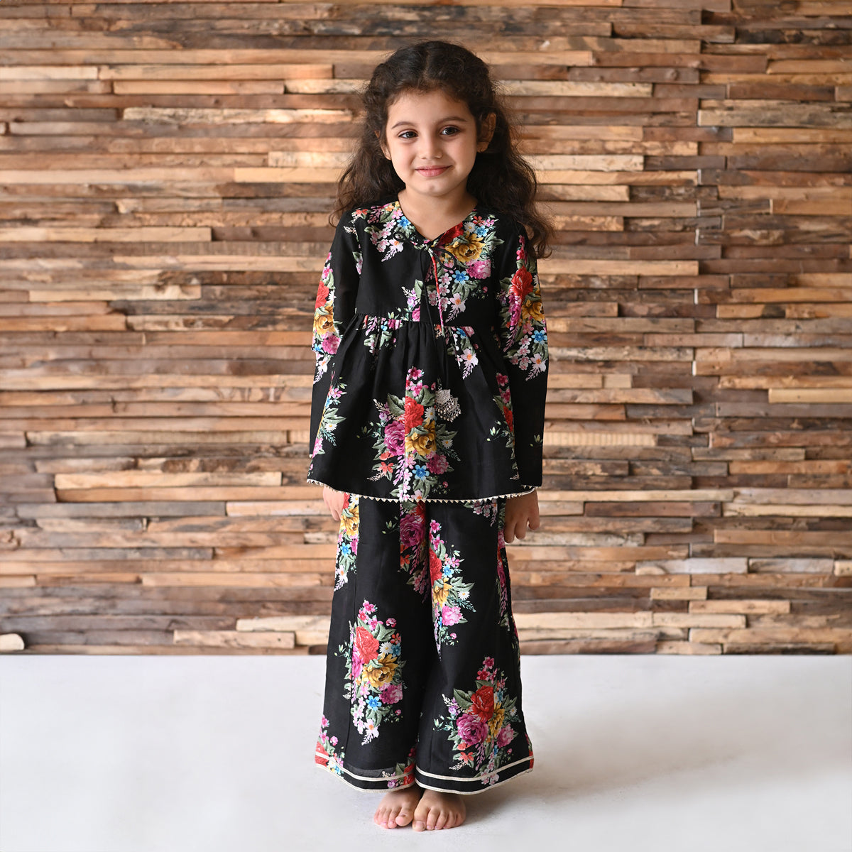 Gulneet Sharara Set - Black Phool Angan