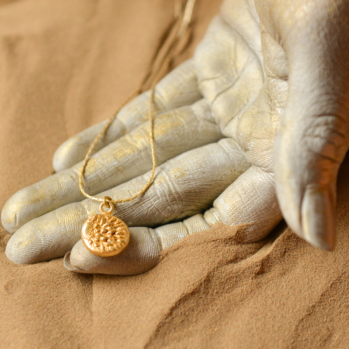 Fossil Pendent S6