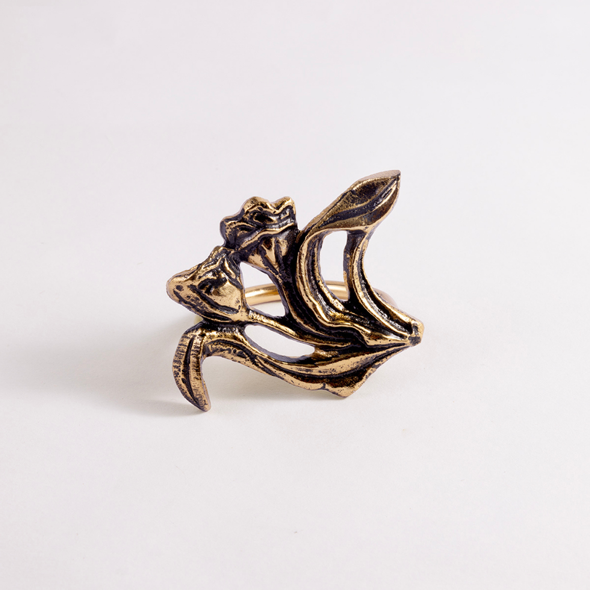 Kasheer-Hund Golden Tulip Napkin Ring | Set of 4