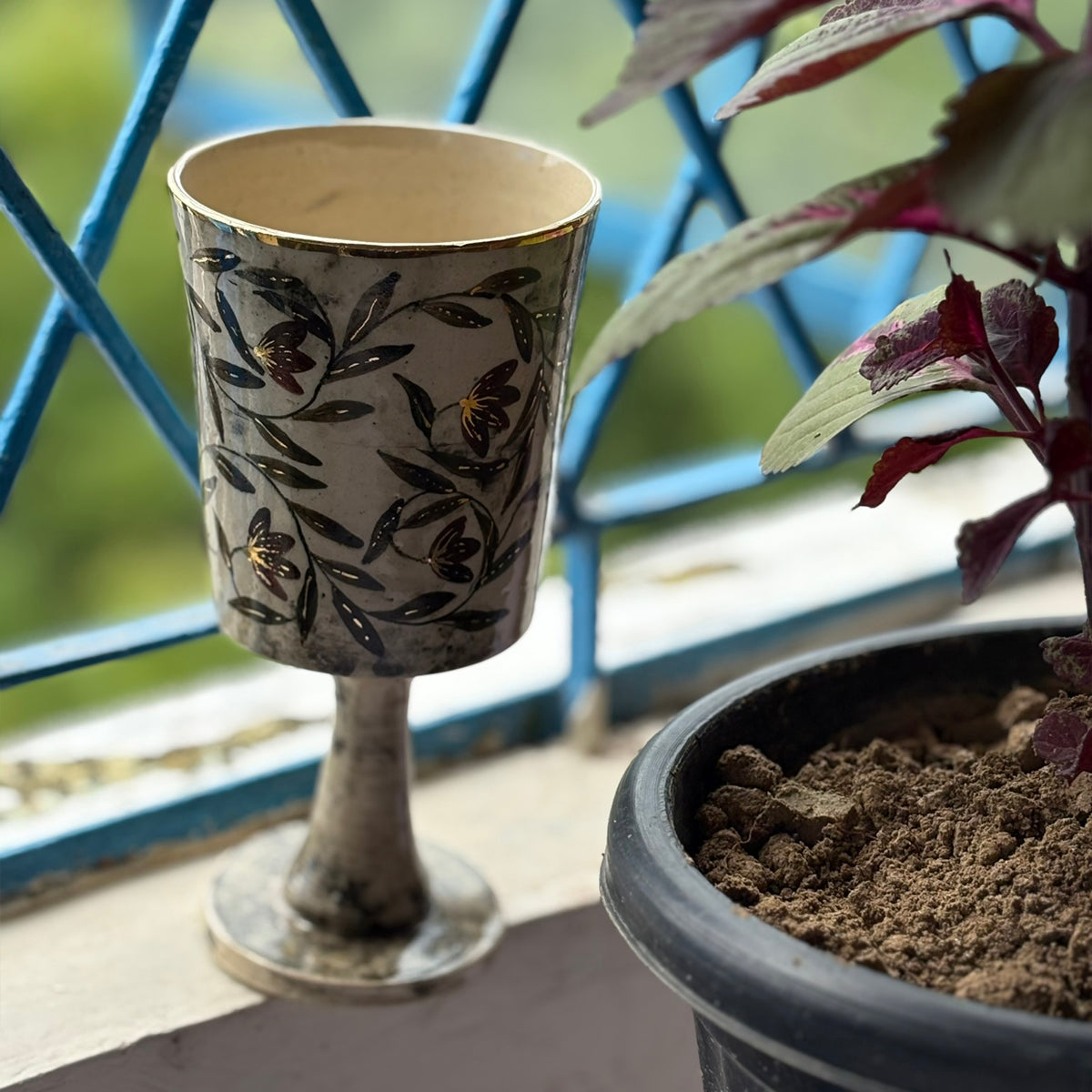 Mughal Regal Wine Glasses Red & Green - Ivory, Red & Green