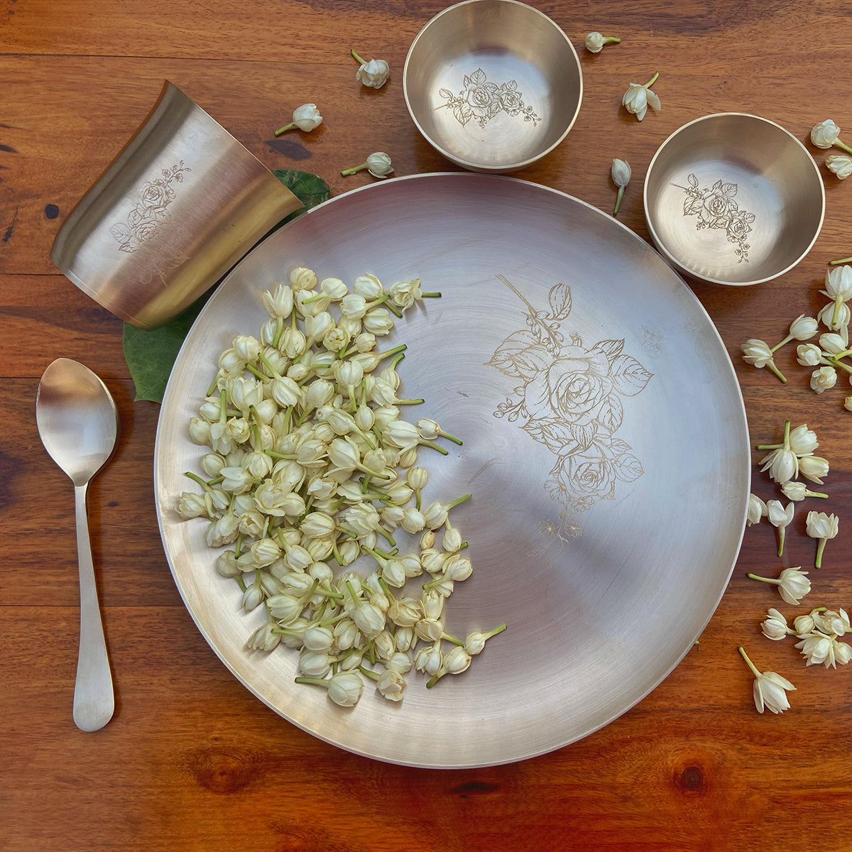 Svarna Phool Kansa Thali Set