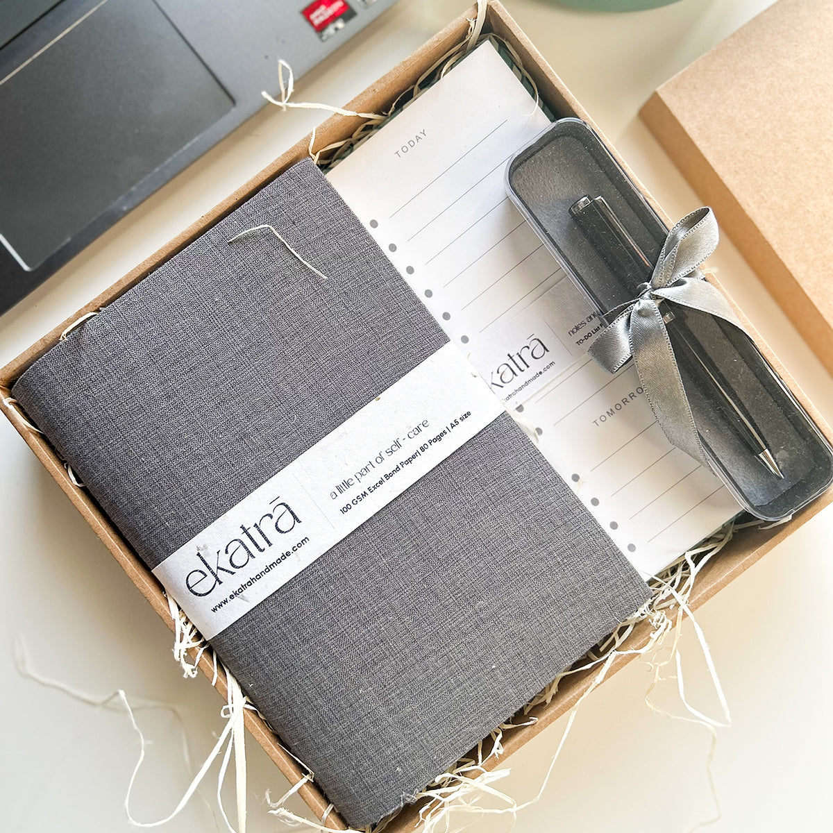 Sustainable Productivity Gift hamper by Ekatra - Solid Grey