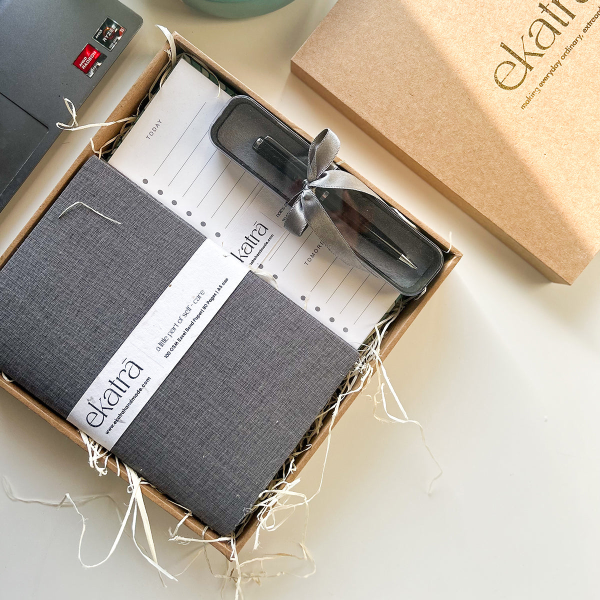 Sustainable Productivity Gift hamper by Ekatra - Solid Grey