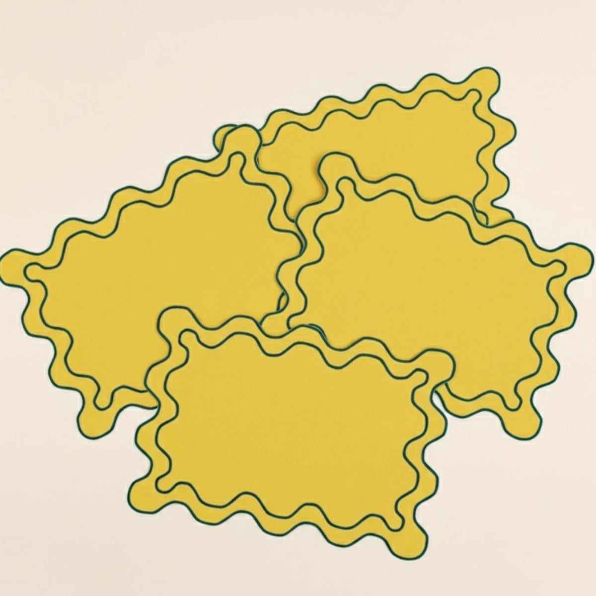 Scalloped Placemats | Buttercup