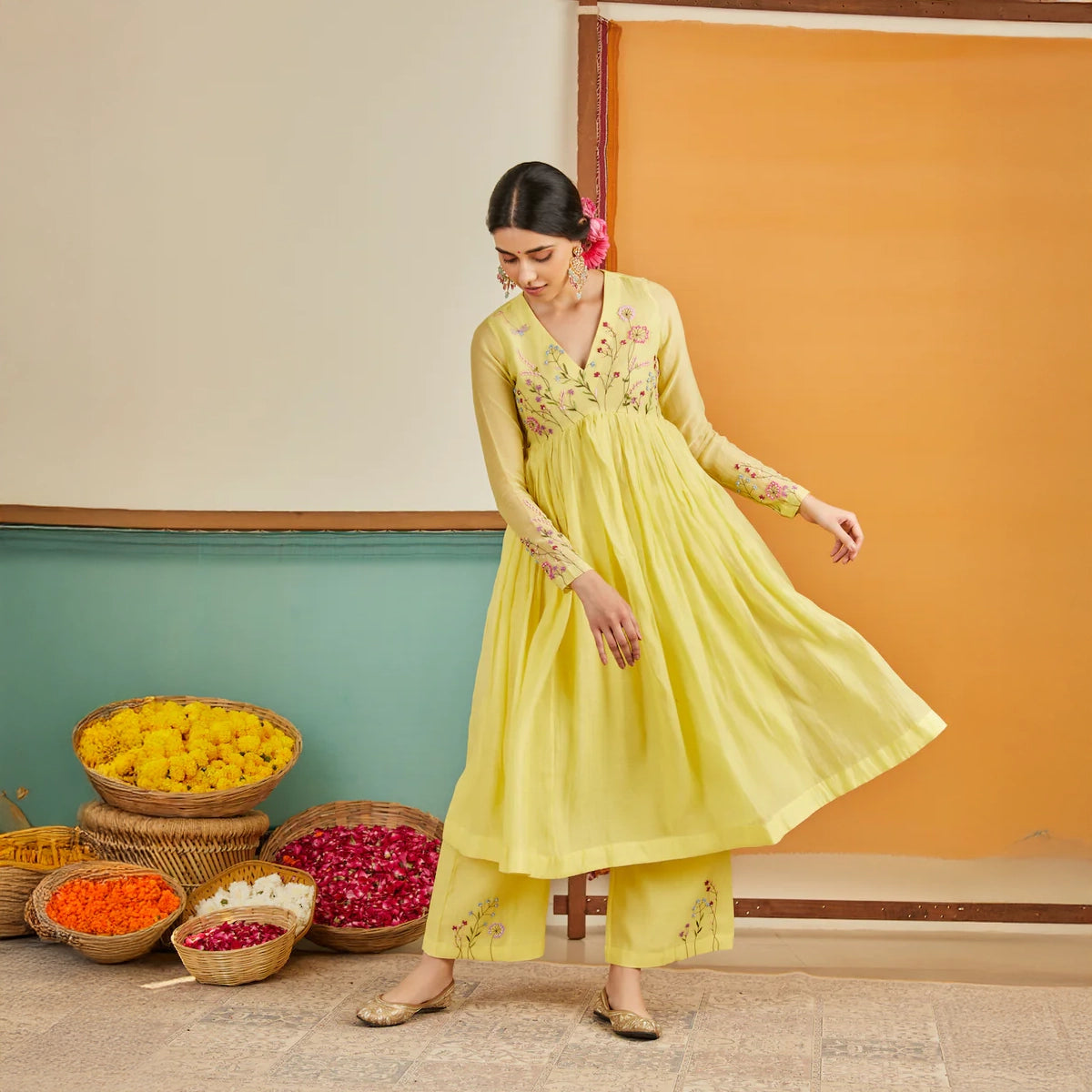 Zohra Chanderi Kurta Set