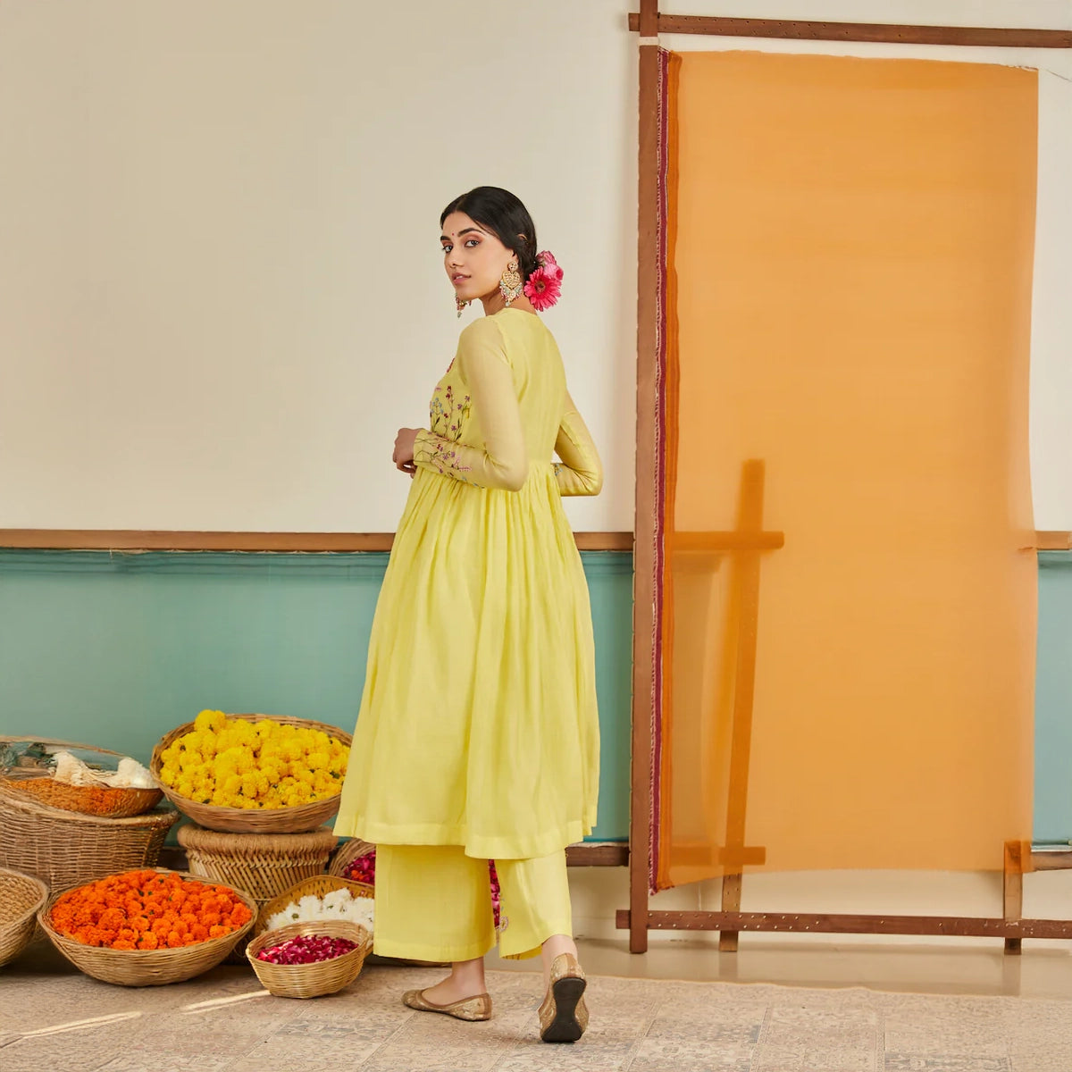 Zohra Chanderi Kurta Set