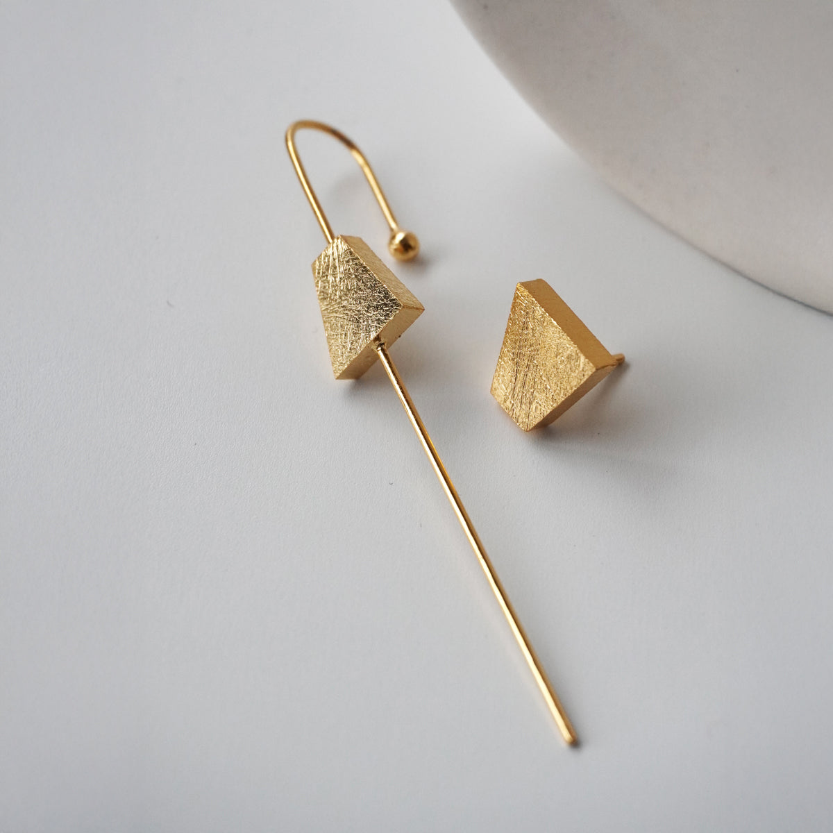 Arcus Pyramid Earrings
