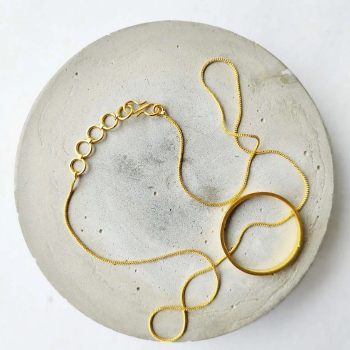 Slit a Circle - Neckpiece