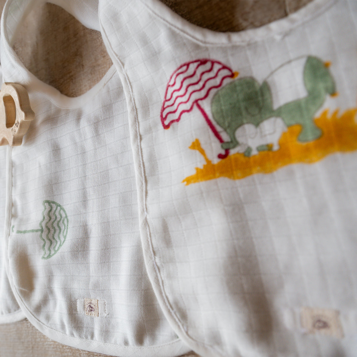 Organic Muslin Baby Bib - Elle Umbrella | Green
