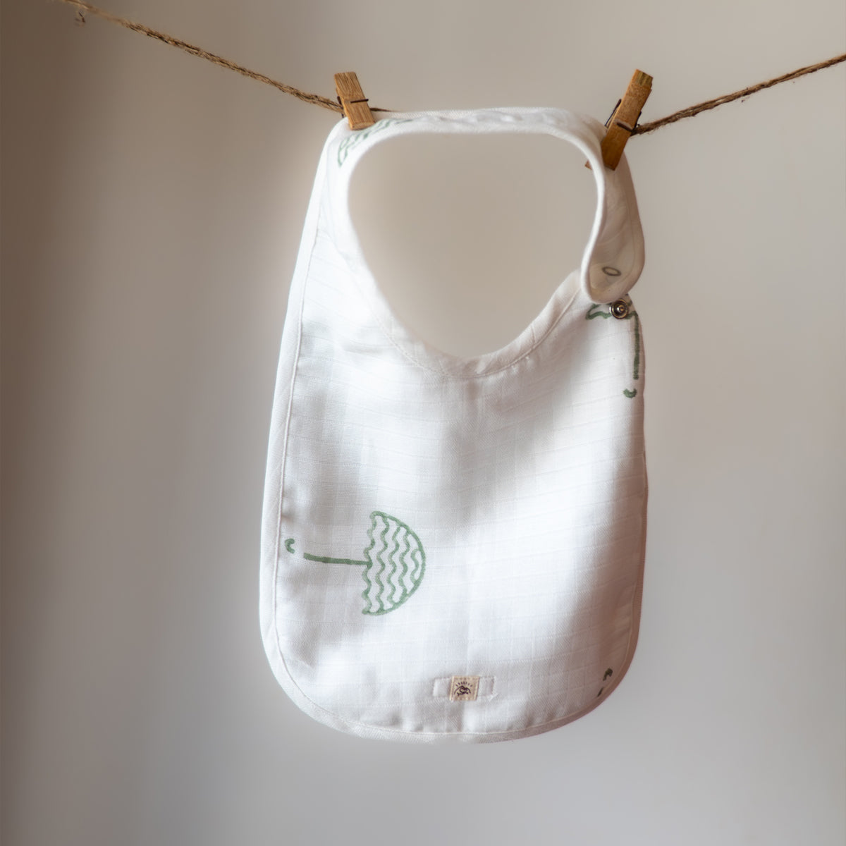 Organic Muslin Baby Bib - Elle Umbrella | Green