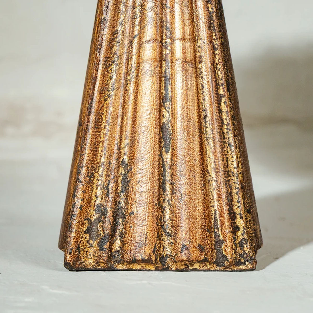 Mogra Wooden Cake Stand | Antique Gold & Red | 10.25 Inch