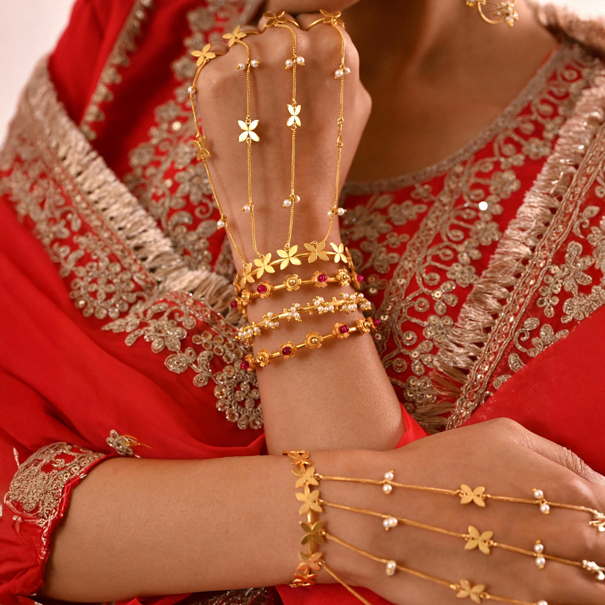 Sunehri Bangle