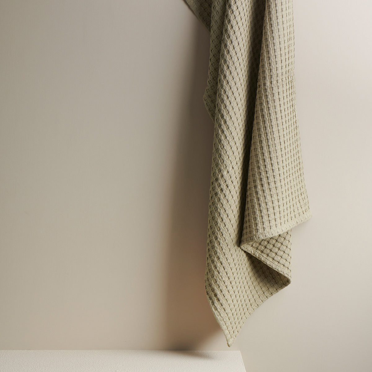 Beehive | Cotton Bamboo | Waffle | Xl Bath Towel