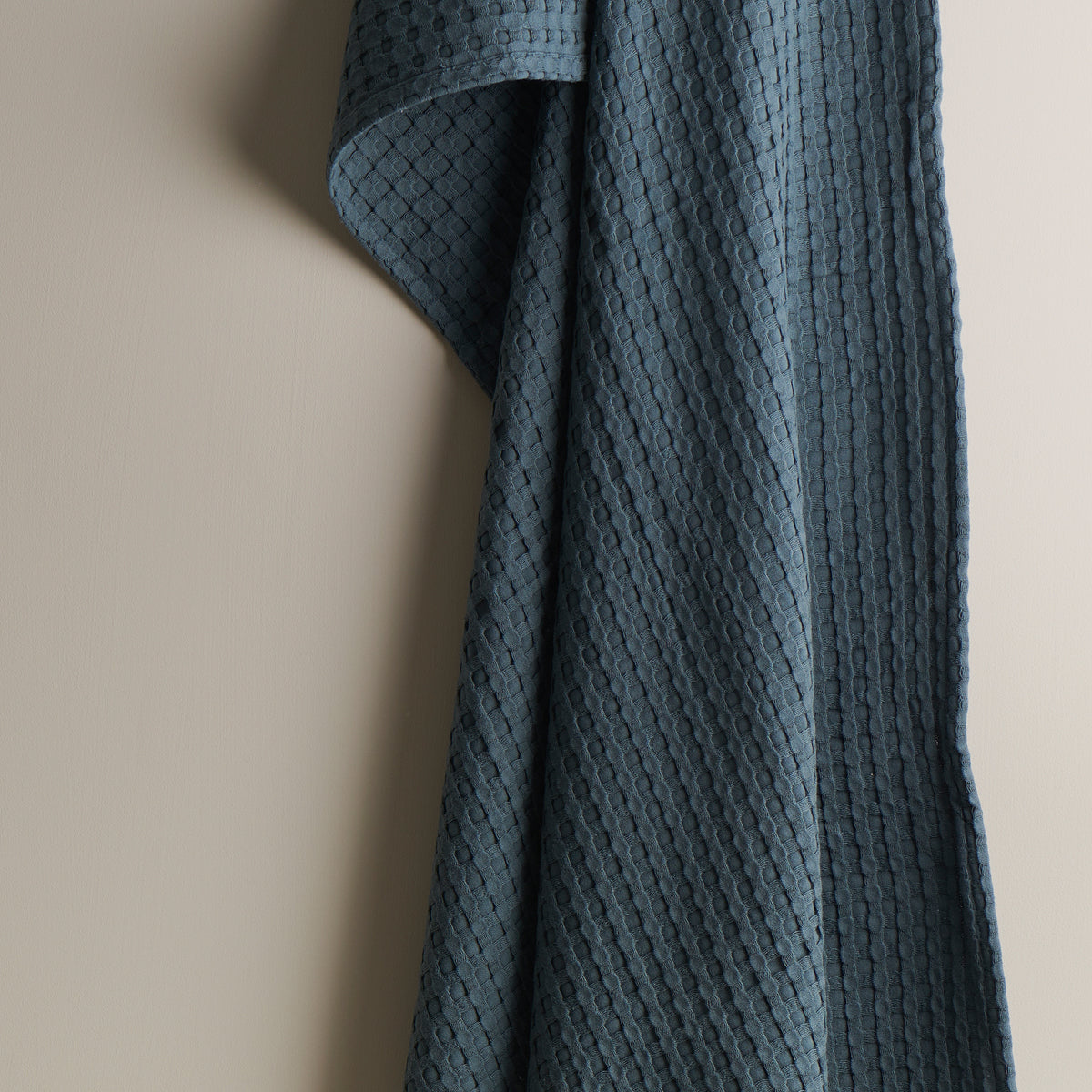 Beehive | Cotton Bamboo | Waffle | Xl Bath Towel