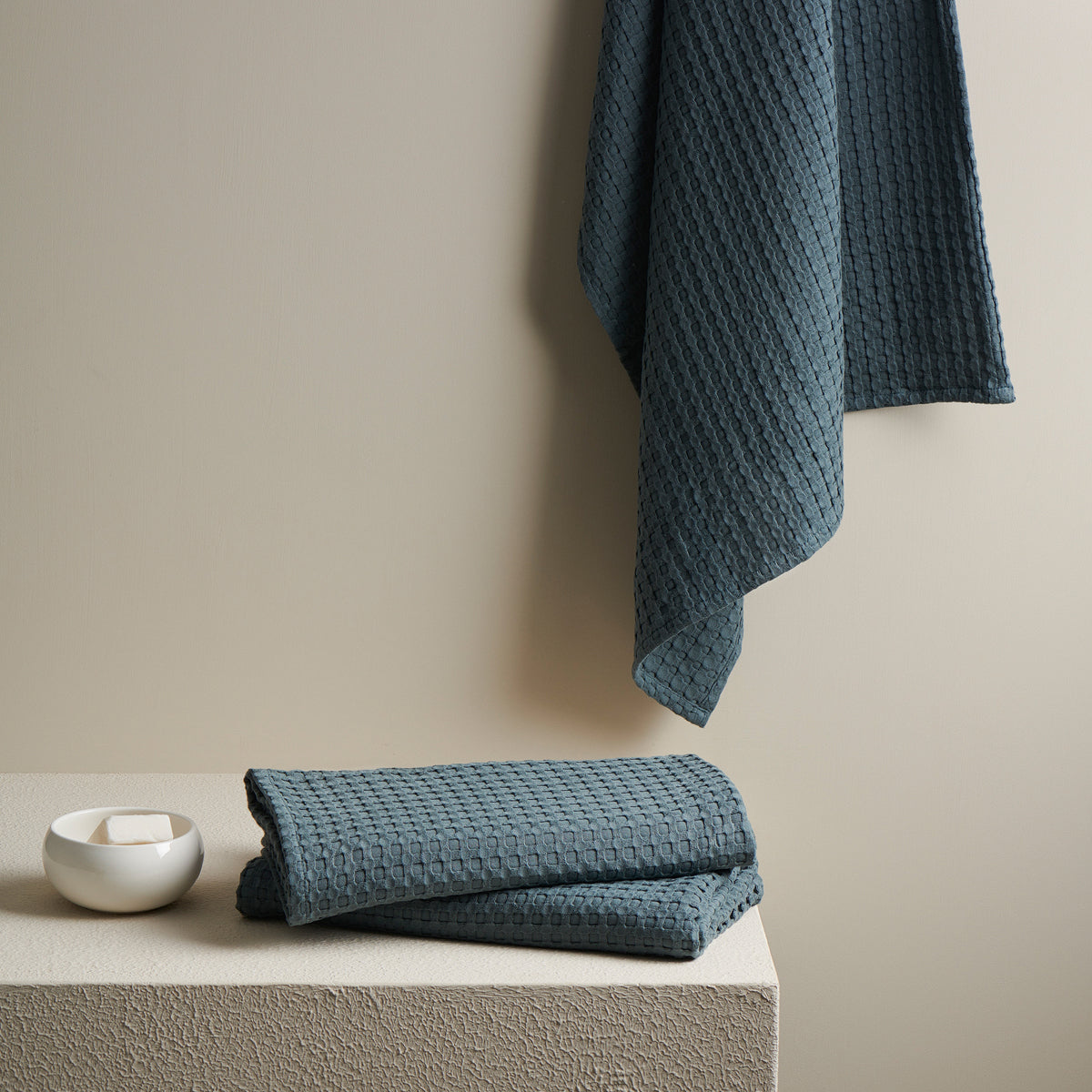 Beehive | Cotton Bamboo | Waffle | Xl Bath Towel