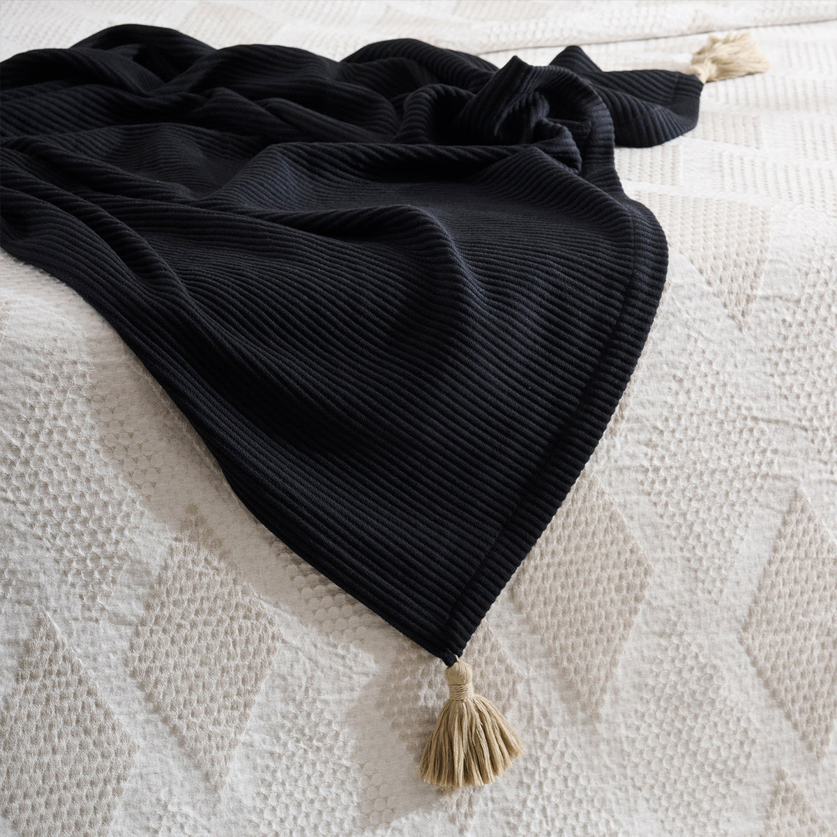 Pepper Plume  | Cotton Bamboo | Cord Rib | Throw