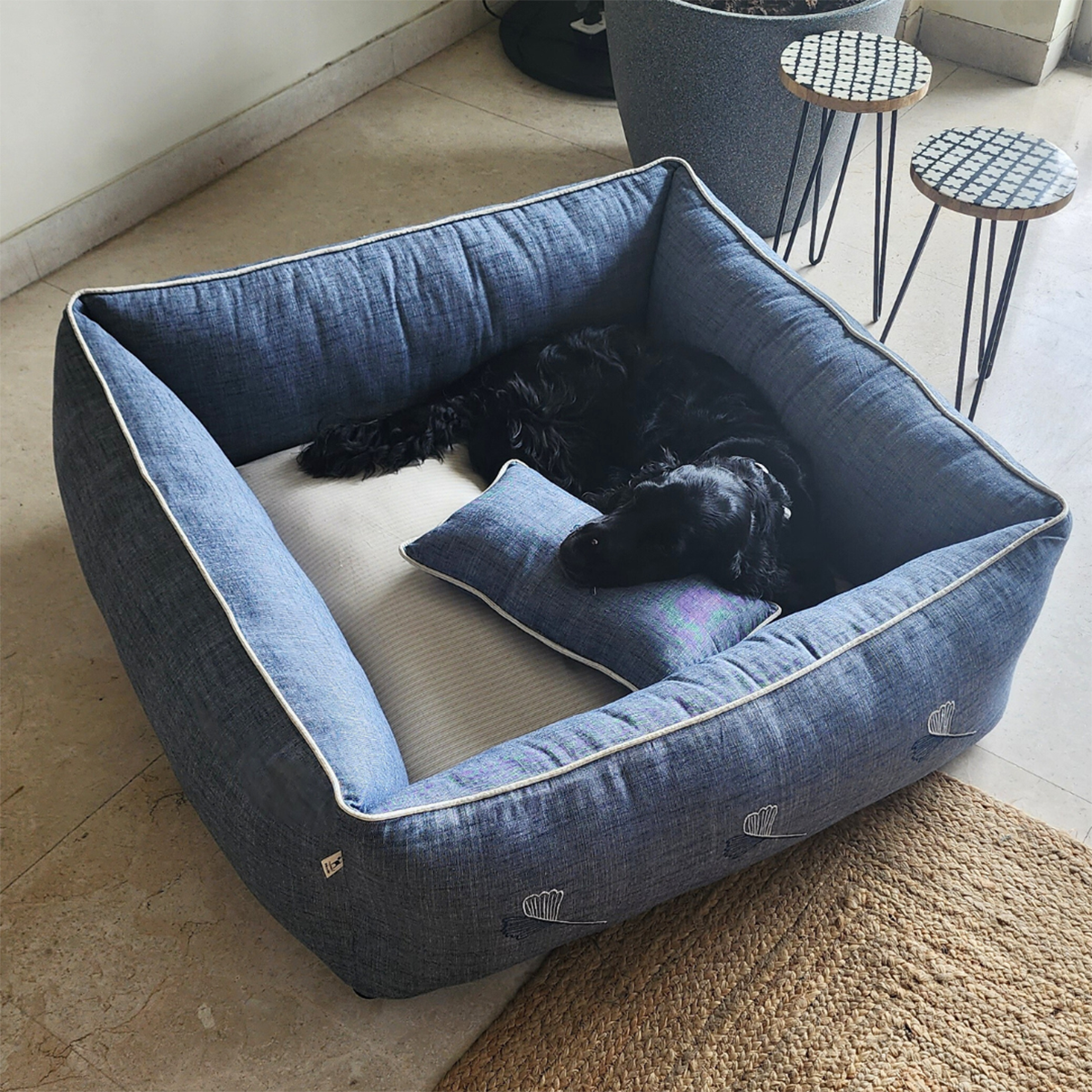 Linen Dog Bed | Medium