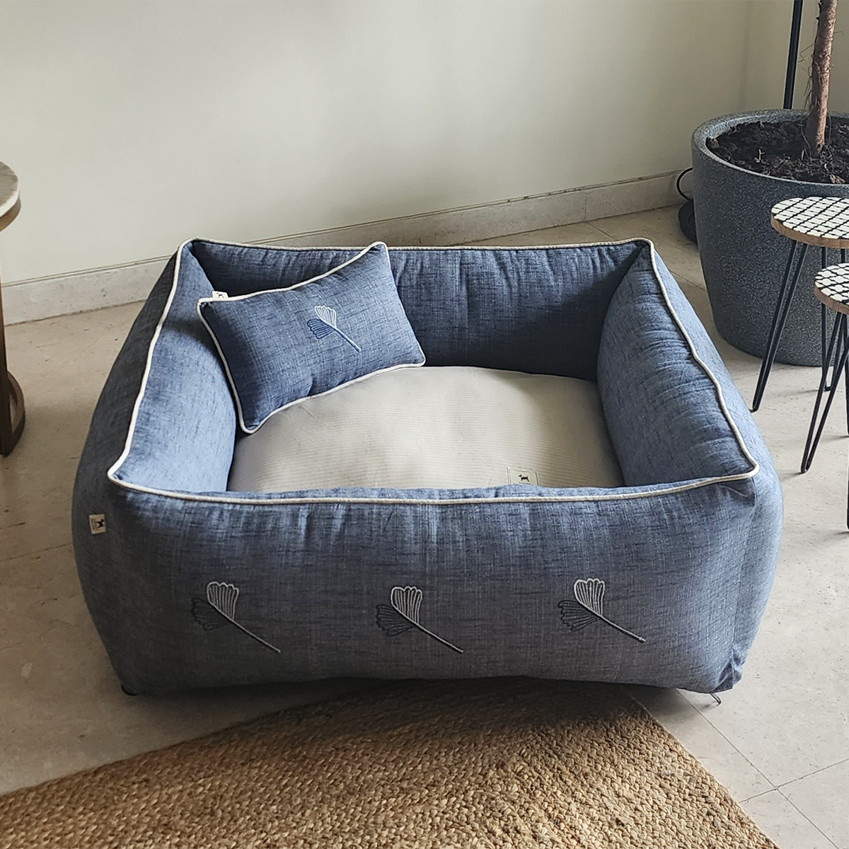 Linen Dog Bed | Medium