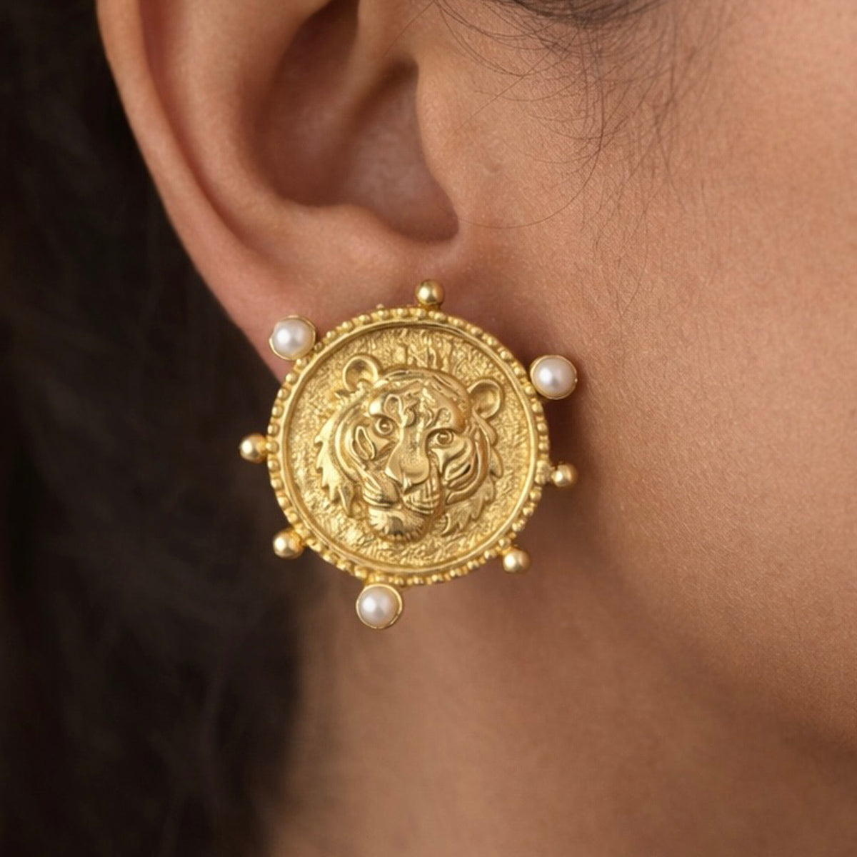 Shera Earrings