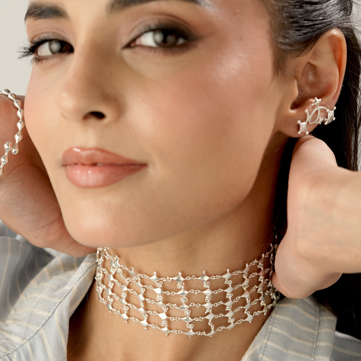 Raven Neckpiece Silver