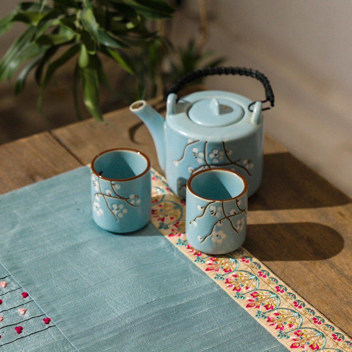 Nodus Handwoven Table Runner