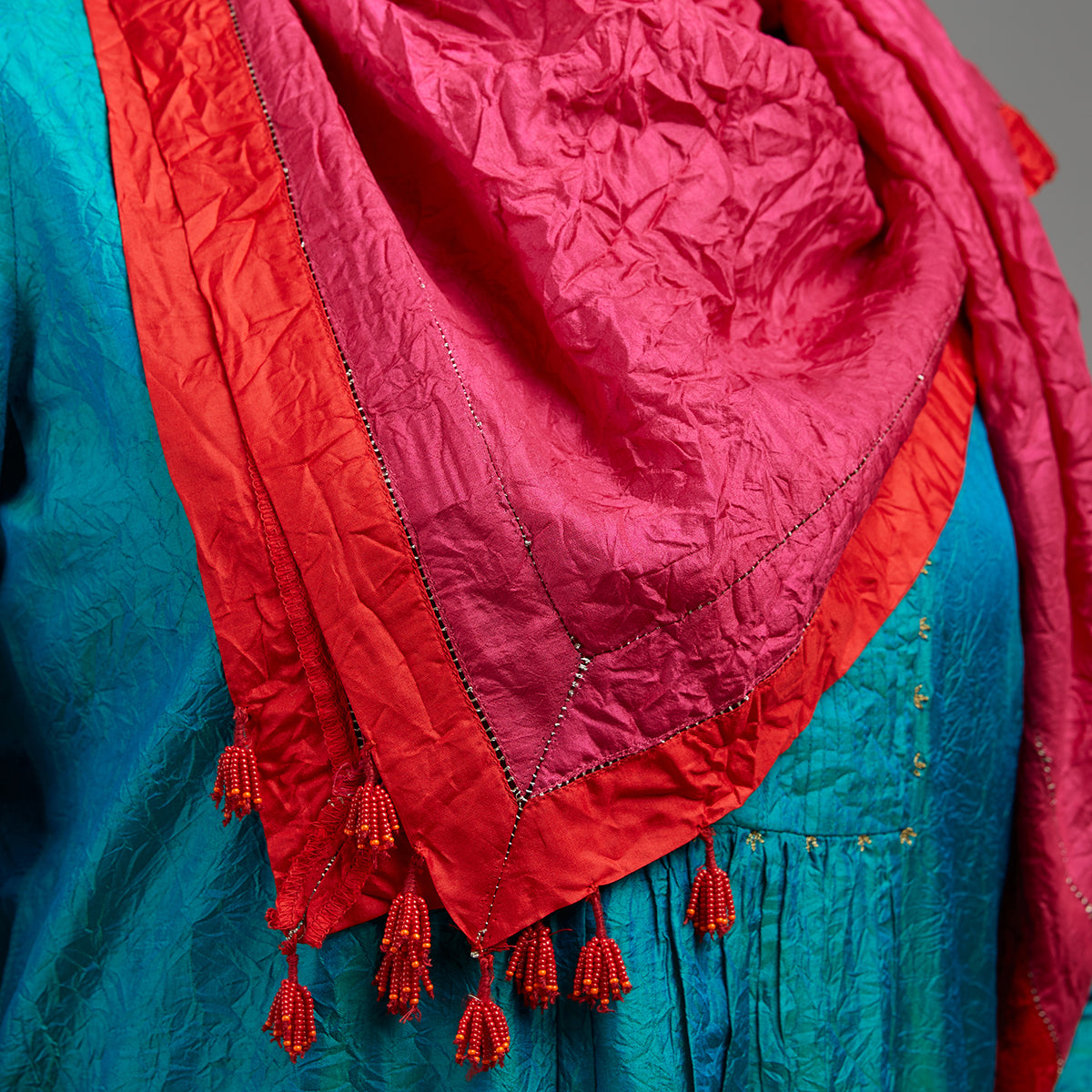 Vibhuti-Fuchsia & Red Silk Stole