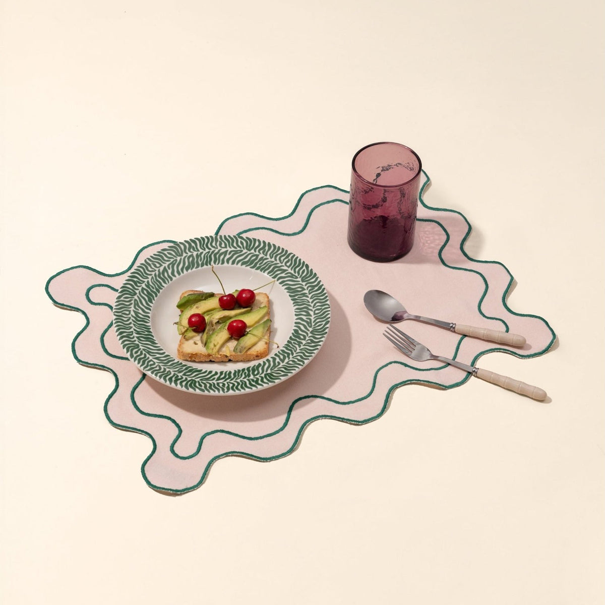 Scalloped Placemats | Blush