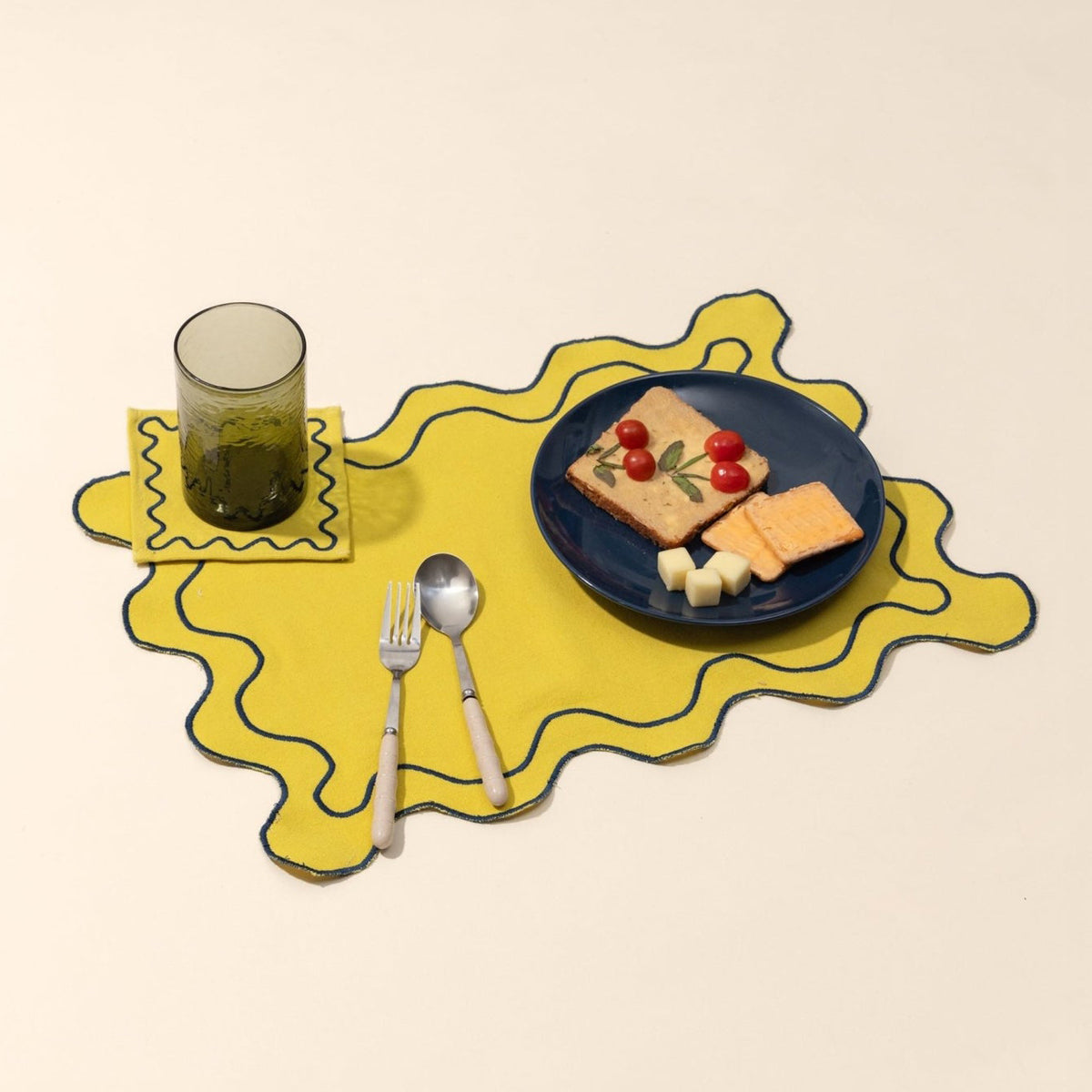 Scalloped Placemats | Buttercup