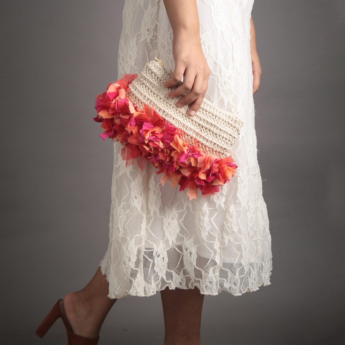 Katran Crochet Clutch-Pink