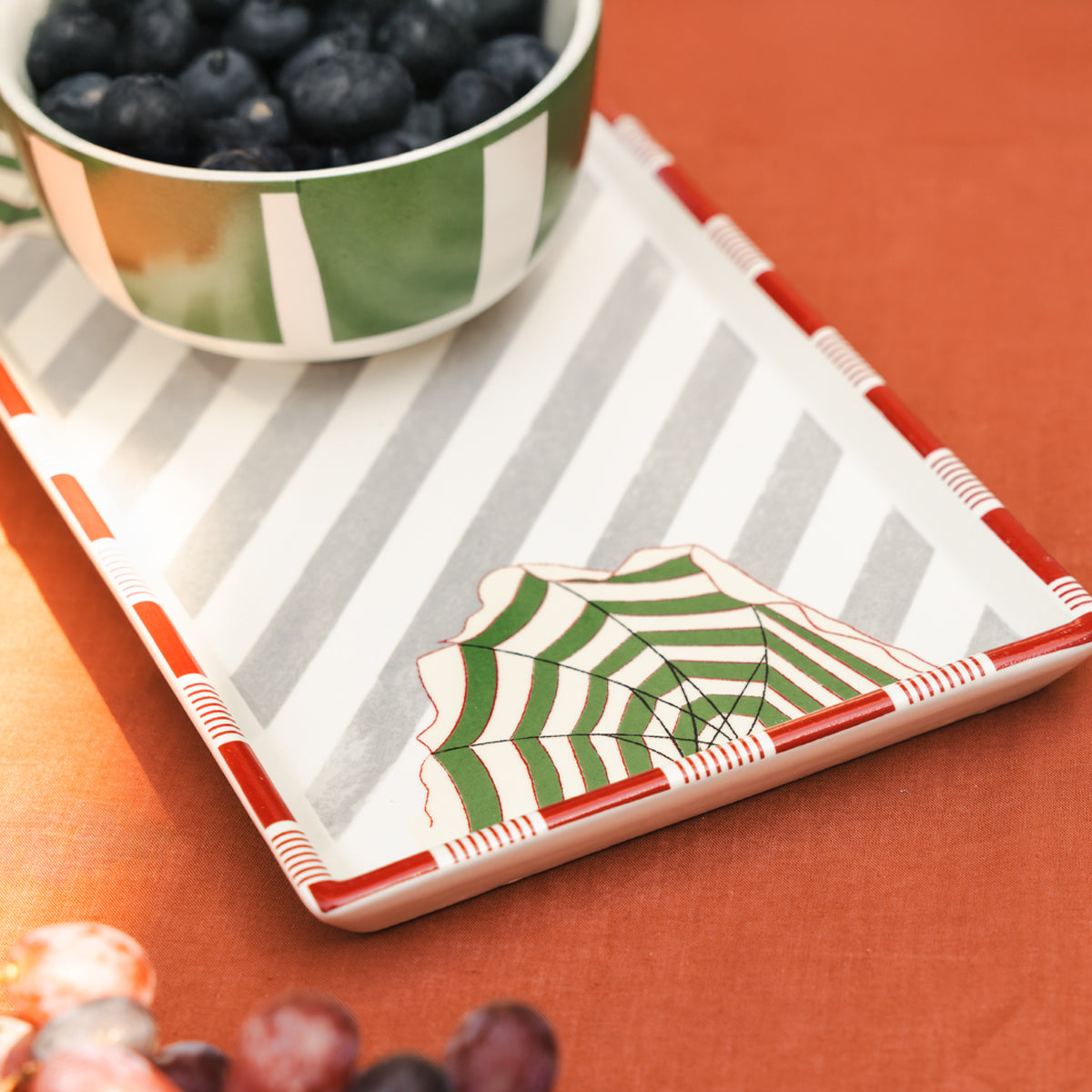 Kasa Tray
